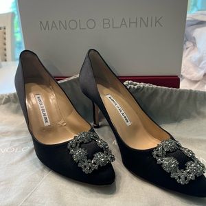 Flash Sale - 15% off - Manolo Blahnik - Offers accepted